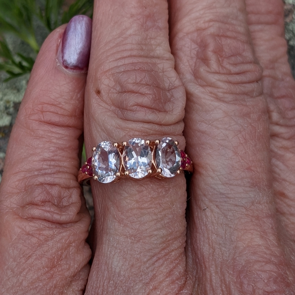 Morganite and Ruby Ring